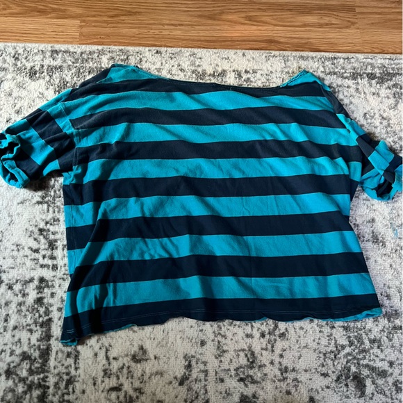 Blue & Navy Striped Boxy Tee - Picture 4 of 7